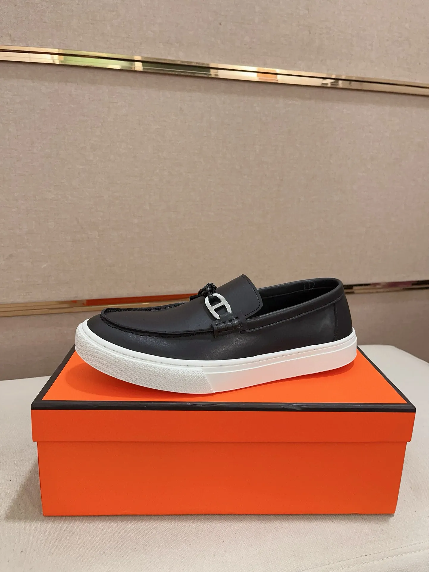 Men's clothing and shoes💰: 400💰《HERMES》【Classic Original Version】Hermès; Top 🔝 Purchasing Agency 🔍🔍Latest 🇺🇸Sold simultaneously at counters, original imported from Italy ▲▲Cow leather▲ ▲Exquisite workmanship (Italian 🇮🇹imported water-dyed 🐂cowhide lining) sole: original sole provided by the original factory, ⚠️exclusive double-layer activity·TPR·rubber·combined molded outsole; Code number: 36-46